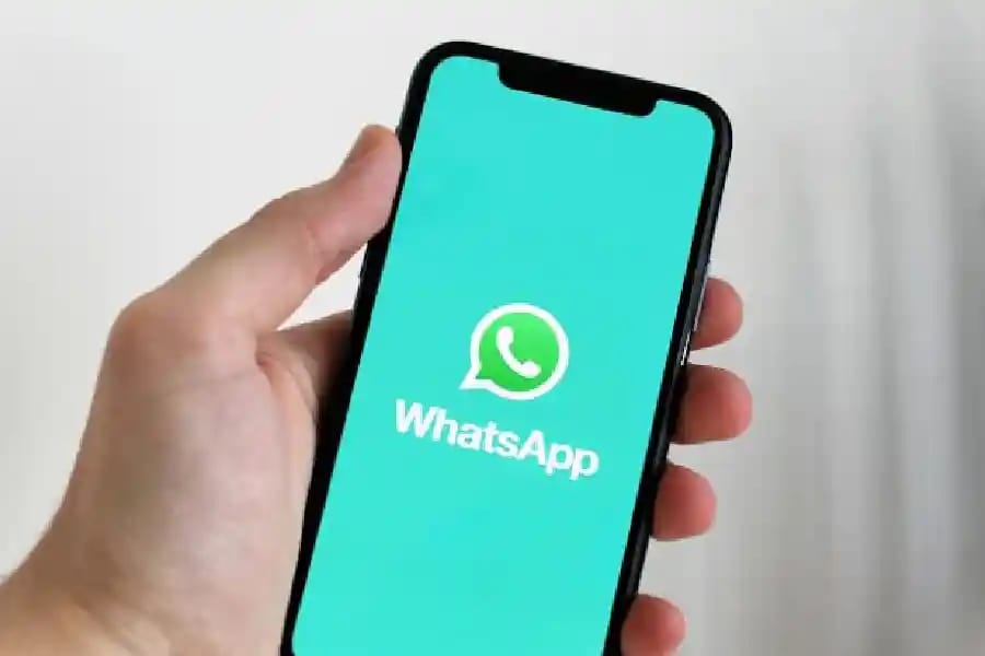 Ingin Intip Status Whatsapp Tanpa Ketahuan? Ini 4 Trik Rahasianya